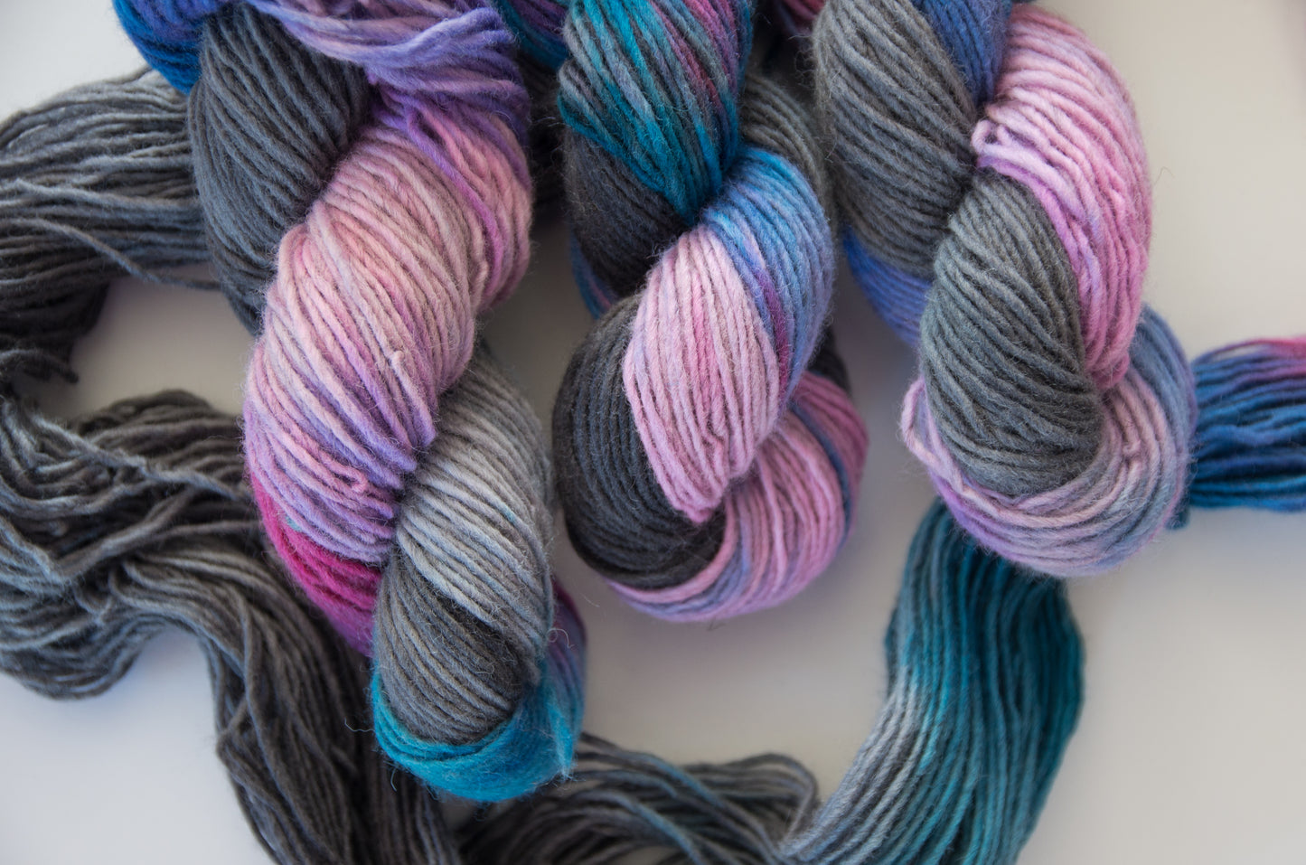 100% lamb wool worsted