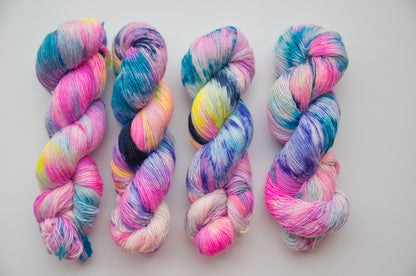 Mélange de laine et de nylon superwash à un seul pli