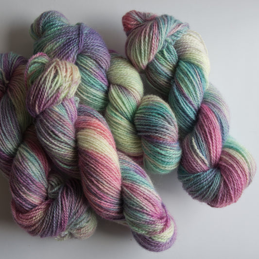 Rustic wool mix DK