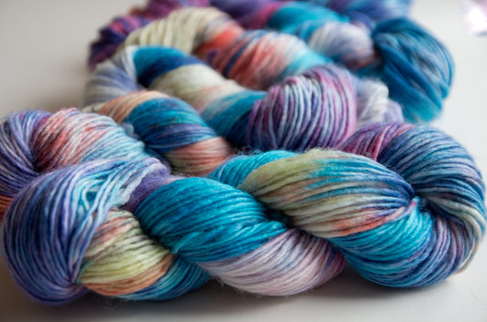 Single ply wool nylon mix
